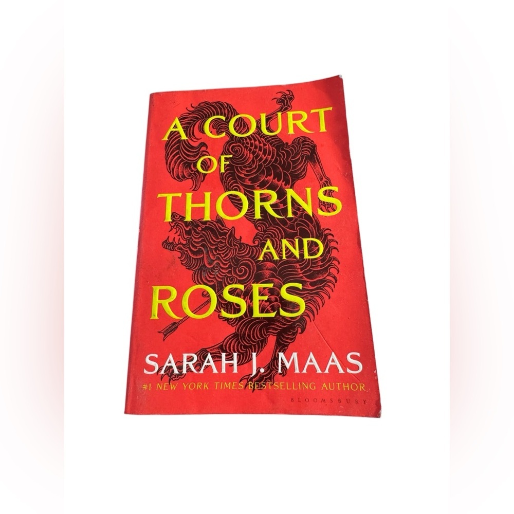 A Court of Thorns and Roses by Sarah J. Maas Paperback